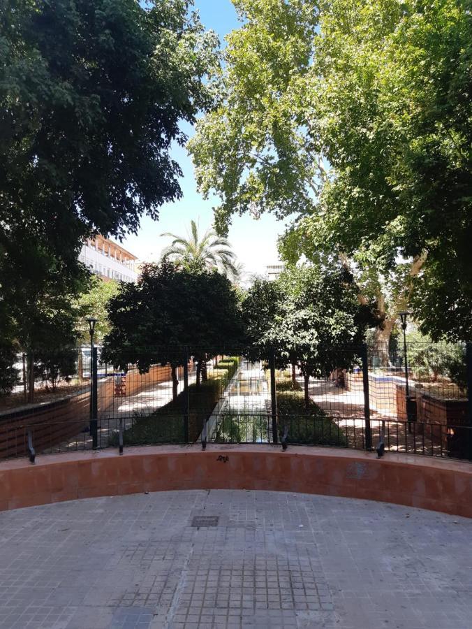 Acogedor Apartamento En Pleno Corazon De Triana Севилья Экстерьер фото